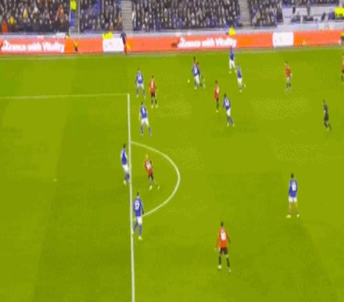 波尔图小胜,埃斯托里尔,戈麦斯一击,万博体育,万博体育app,万博体育官网,万博体育下载,万博体育入口